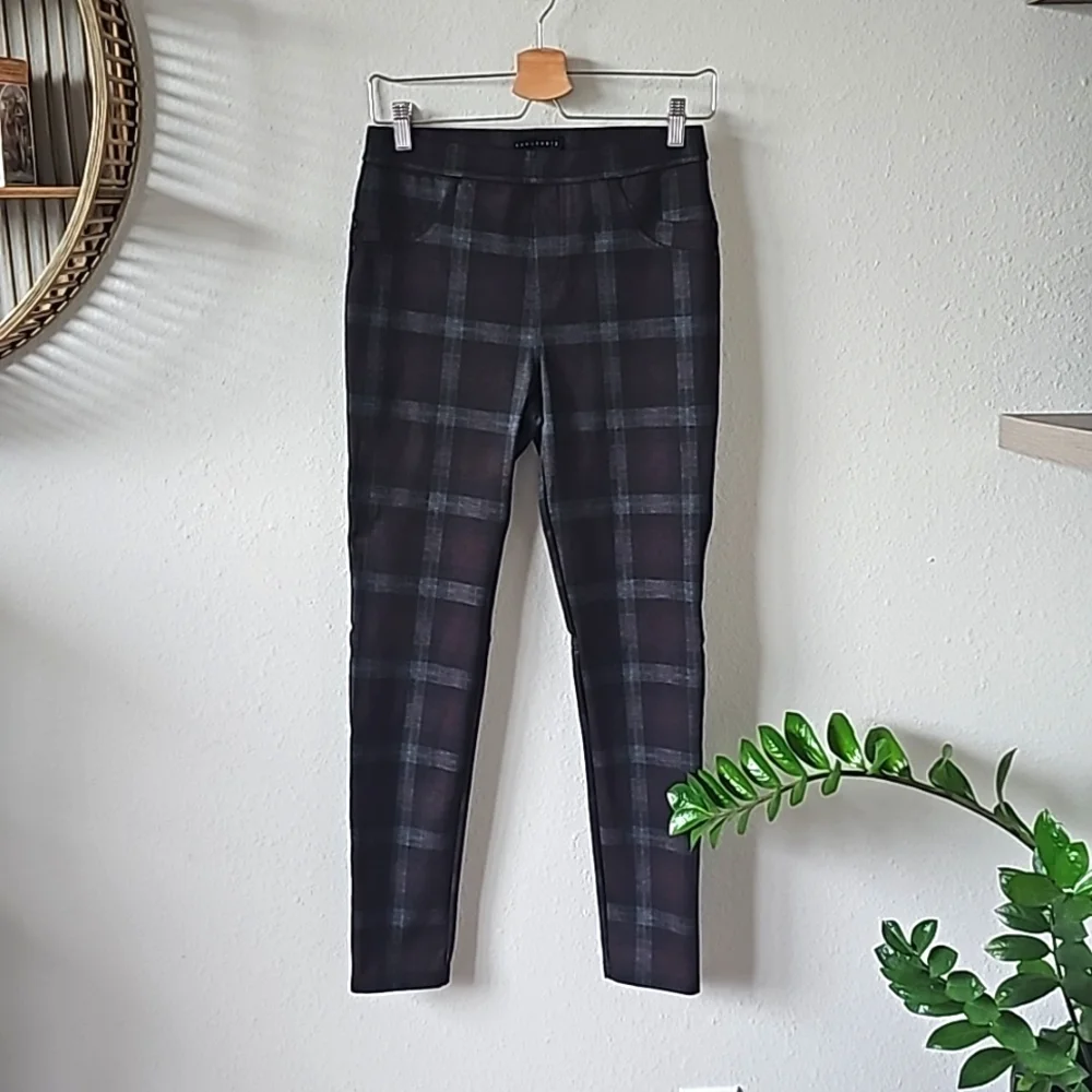 Sanctuary Plaid Pant - Picture 4 of 11